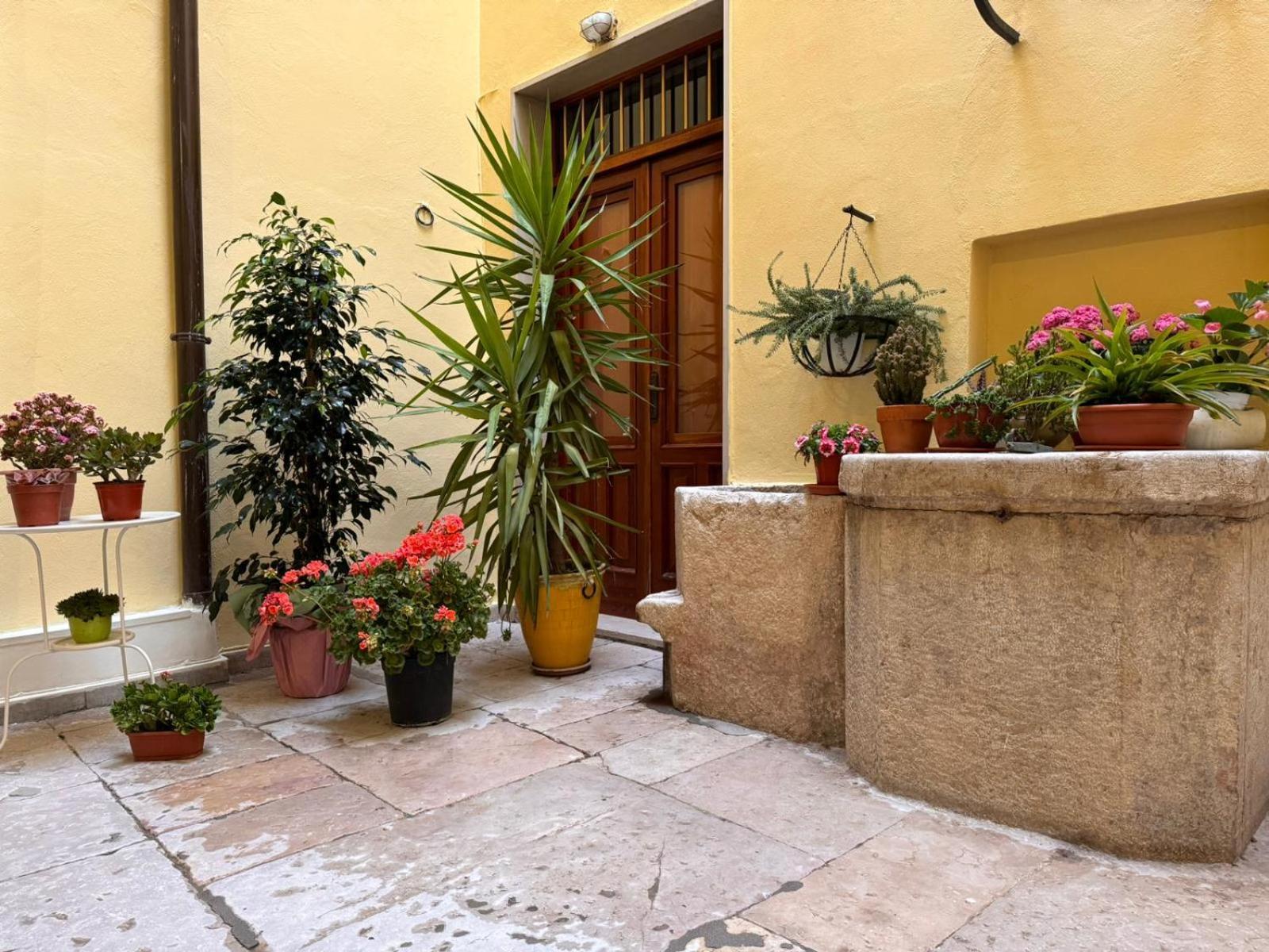Residenza Gonzaga Hotel Serracapriola Kültér fotó